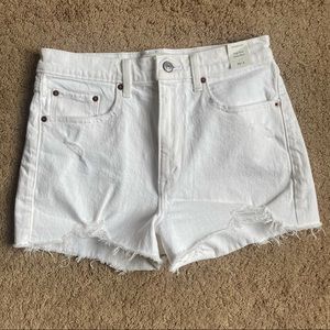 NWT Abercrombie White High Rise Mom Shorts